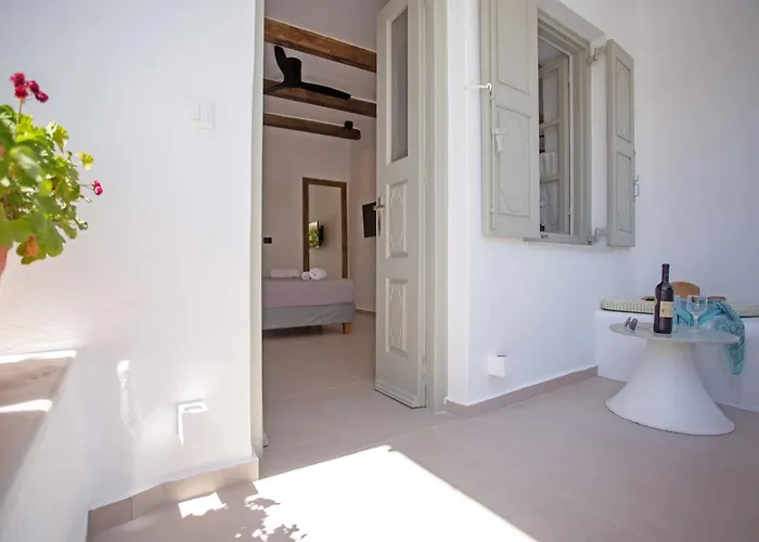 Katrin * Mykonos Town